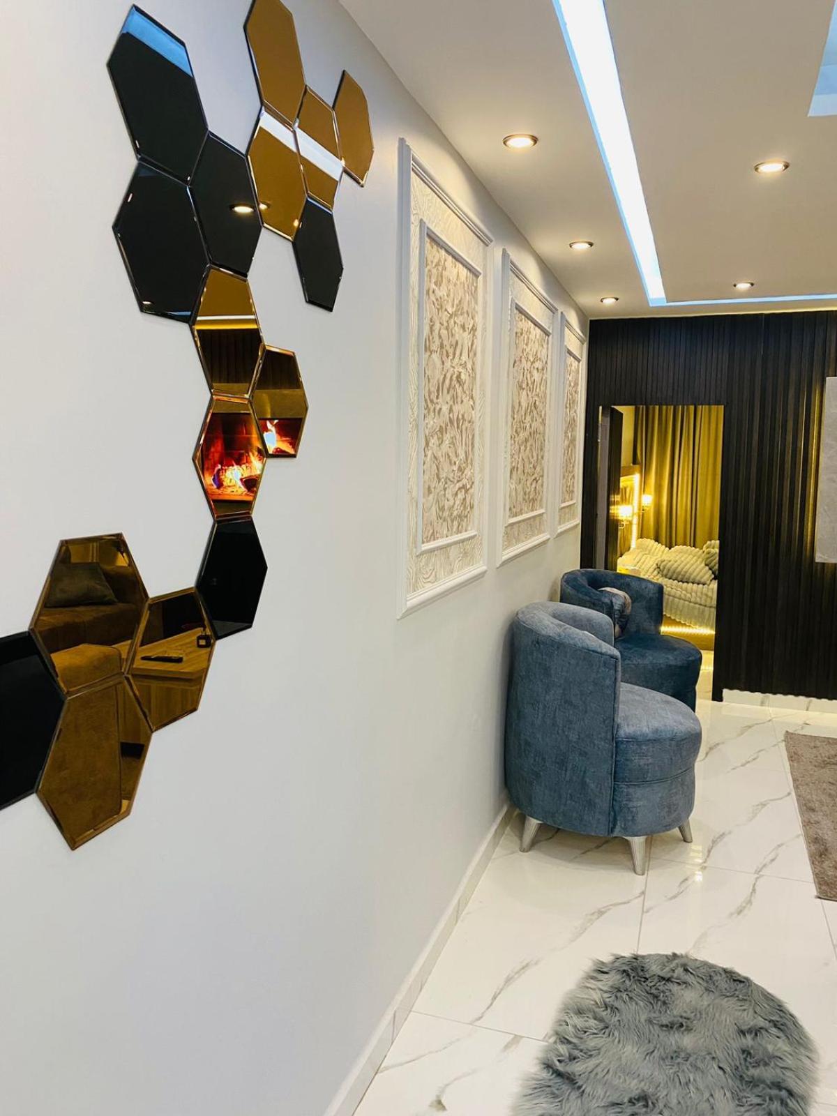 Al Seoudi Furnished Units Zarqa Quarto foto