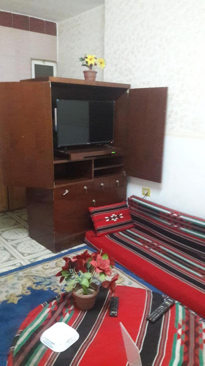Al Seoudi Furnished Units Zarqa Exterior foto
